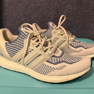 2021
Adidas UltraBoost 6.0 'Crew Blue' DNA FV7829 Sz 12 Running Shoes
